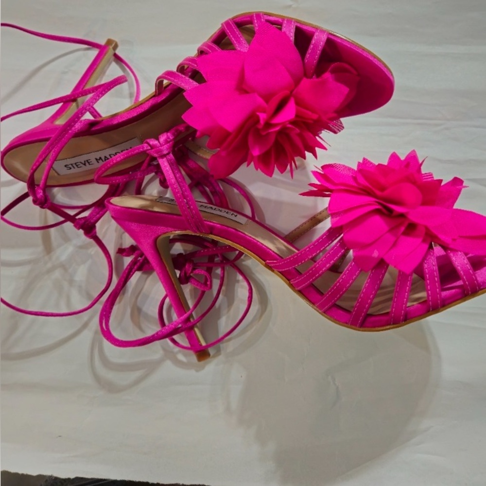 Steve Madden Jolisa Stiletto - Picture 6 of 9